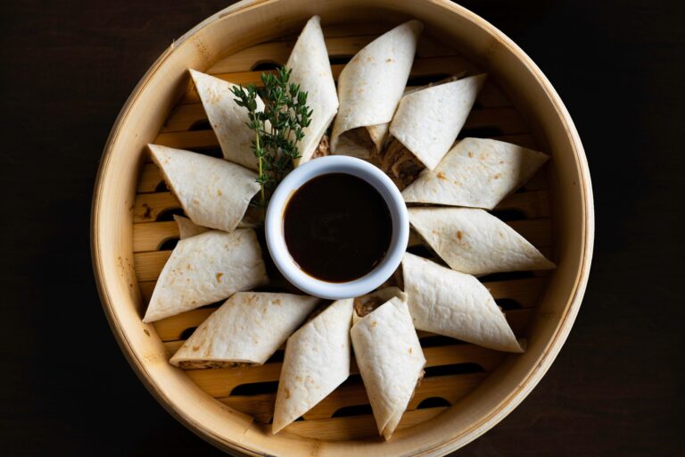 Mosaic Cuisine Duck Rolls 768x512