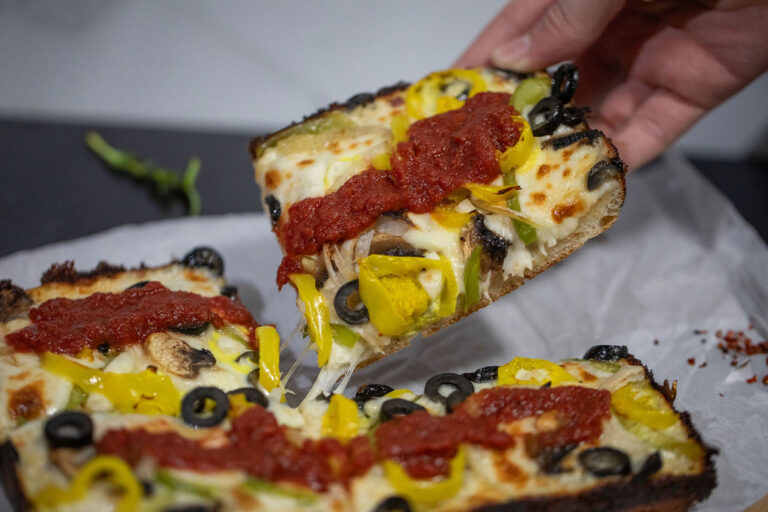 Pizza Monkey veggieloverspizzapull 768x512